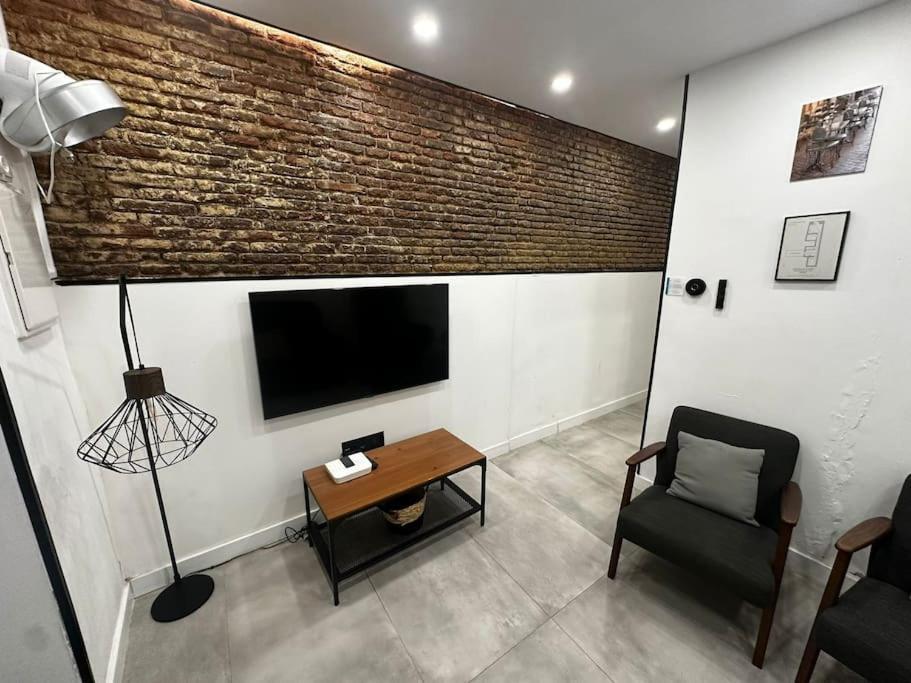 Acogedor Loft En Malasana Madrid Esterno foto